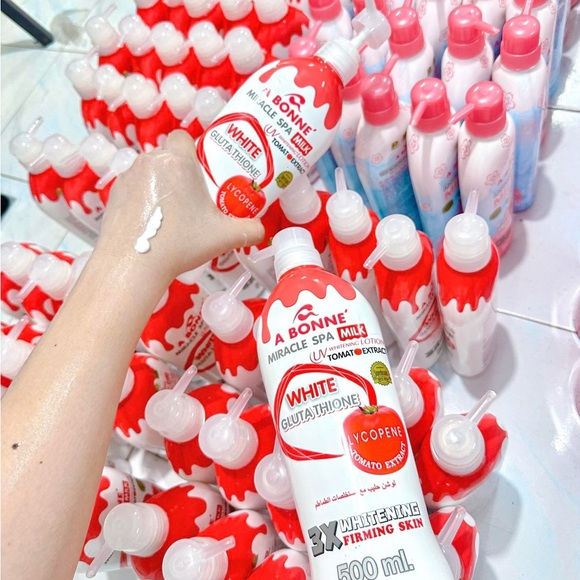 A Bonne Miracle Spa Milk Whitening Lotion - Picture 1 of 3